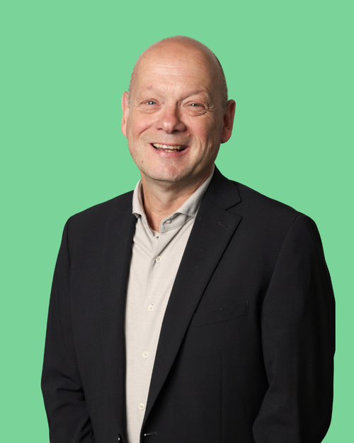 Portret van (drs) Wim Nienhuis 